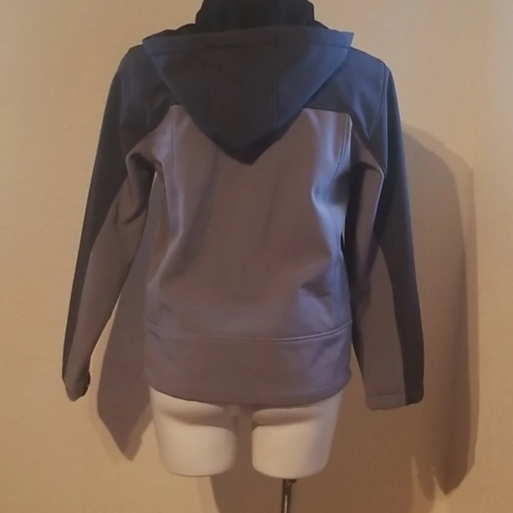 Snozu jacket  lg 14/16‎